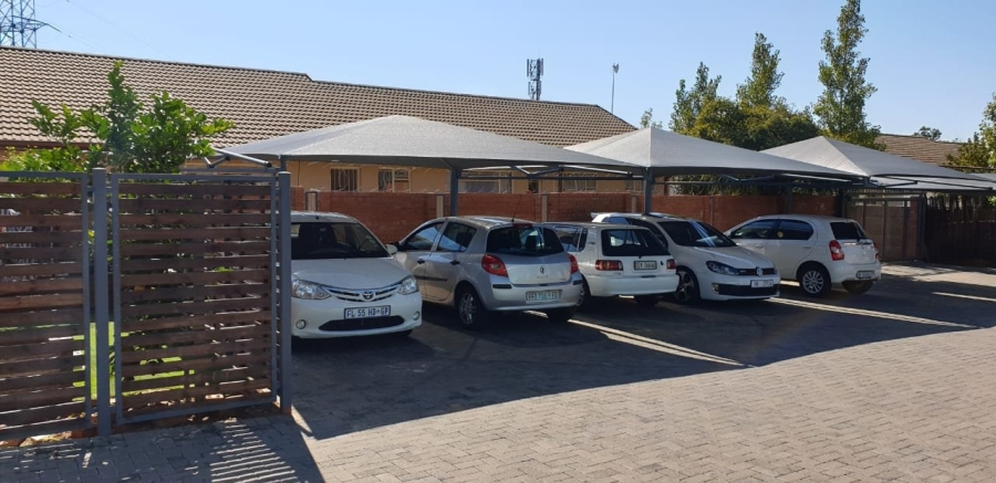 9 Bedroom Property for Sale in Universitas Free State